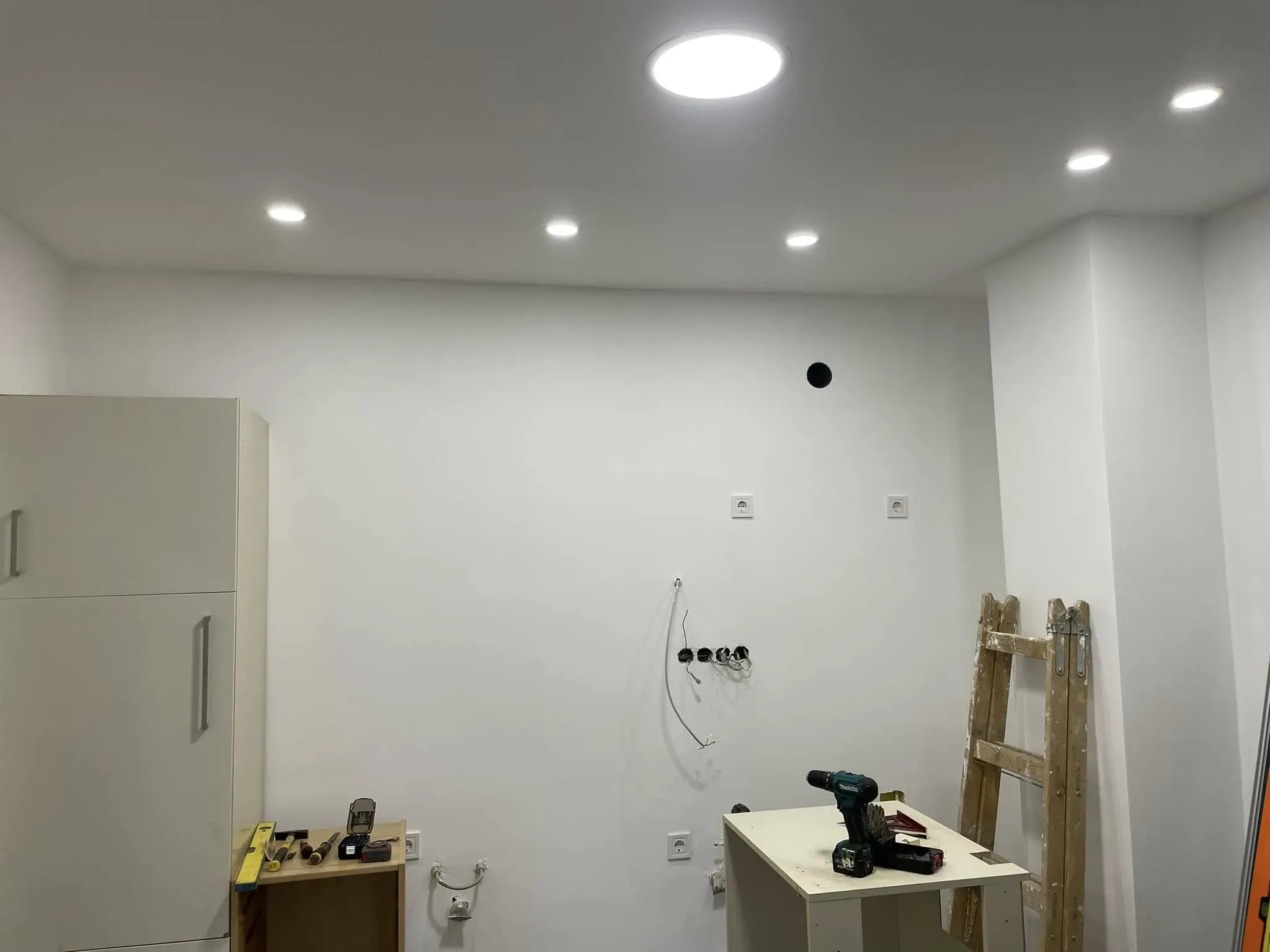 Villanyszerelési munka 46