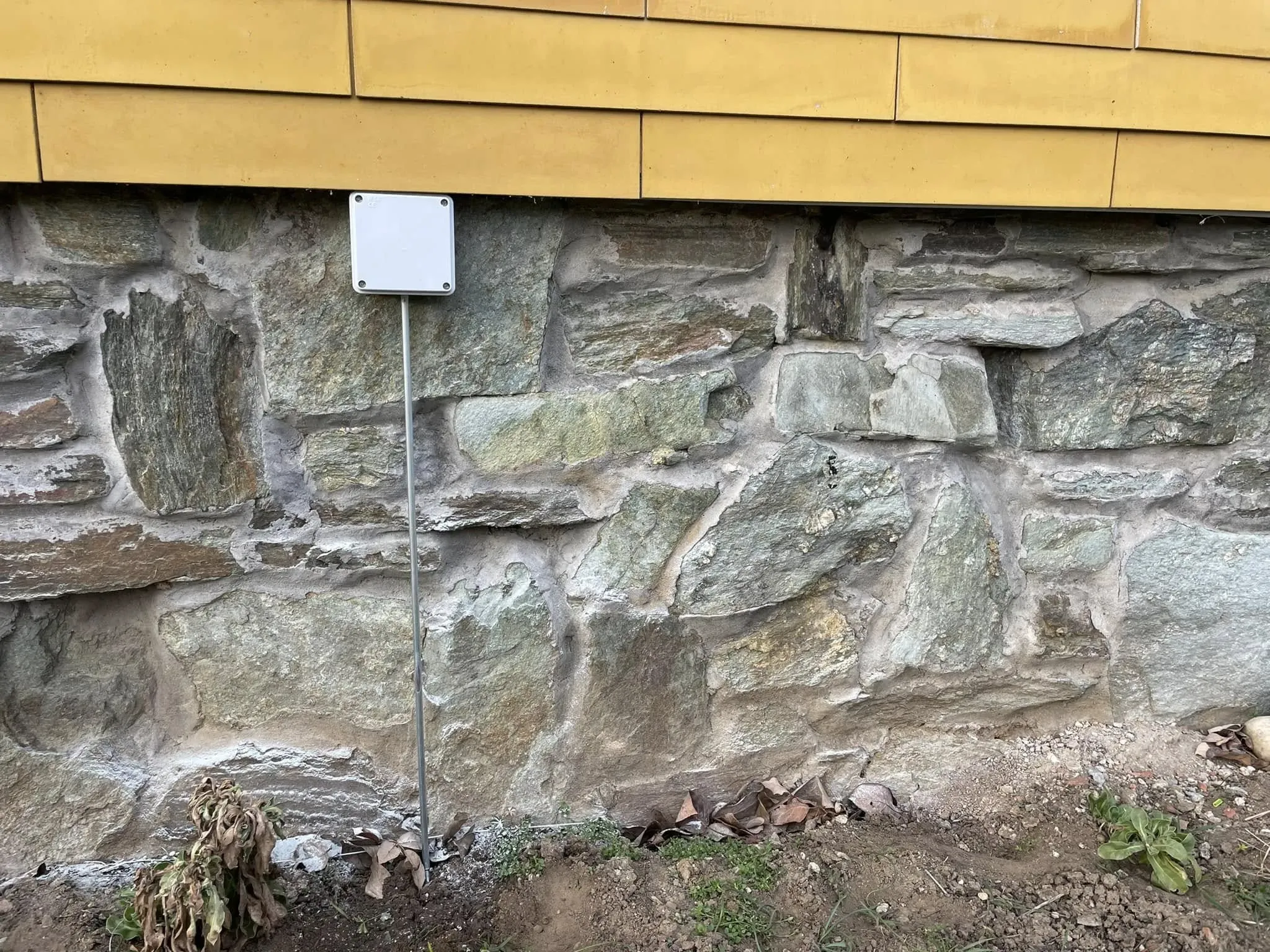 Villanyszerelési munka 68