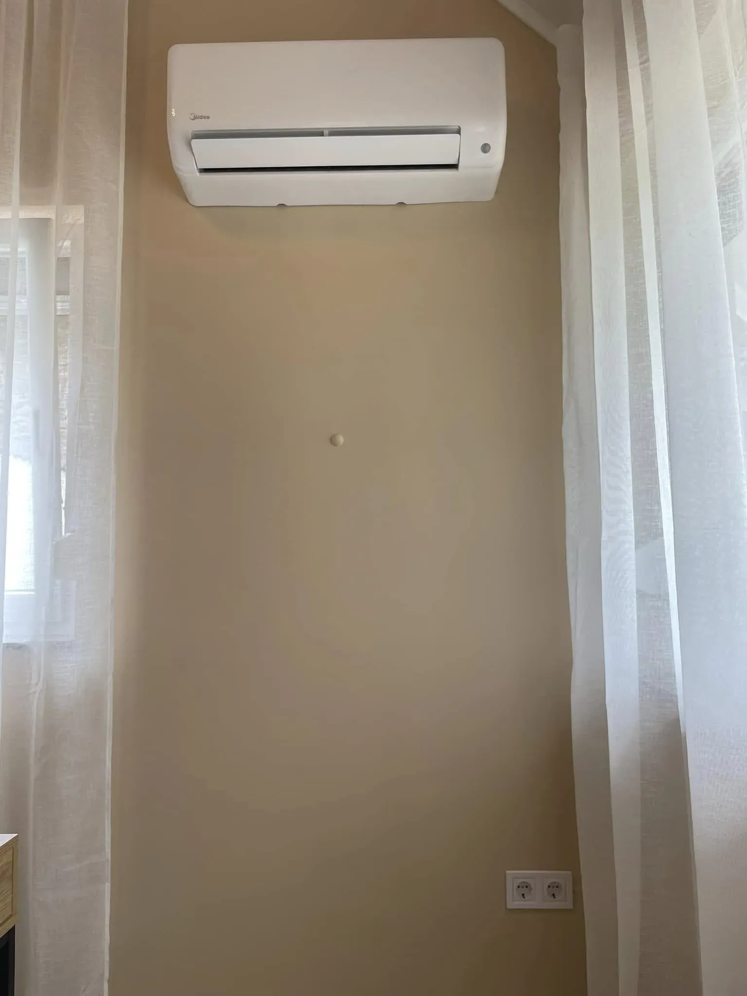 Villanyszerelési munka 79